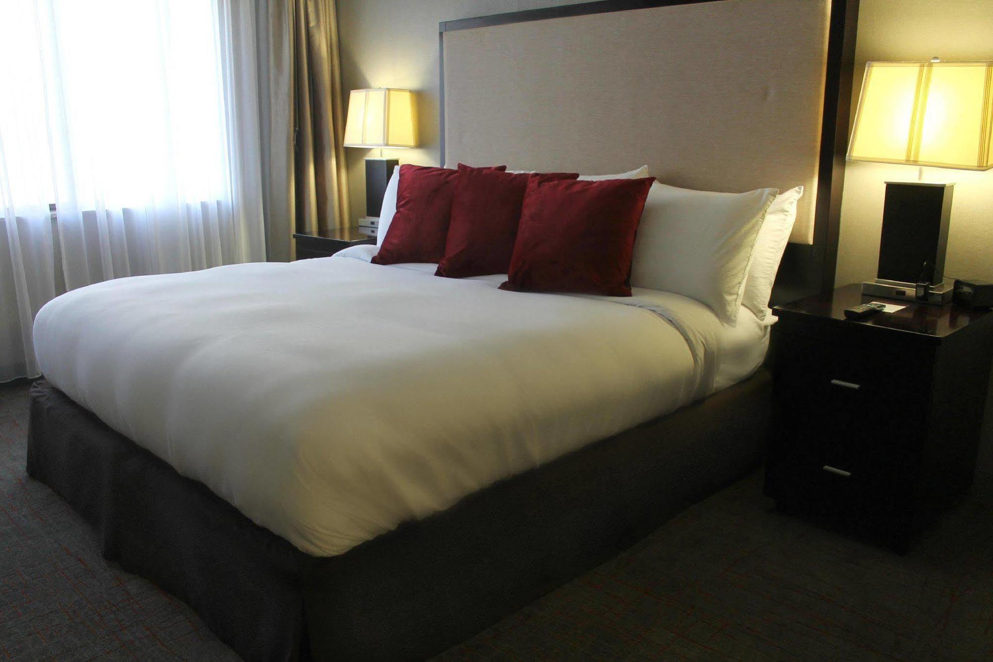 Doubletree Suites By Hilton Dayton/Miamisburg Exteriör bild